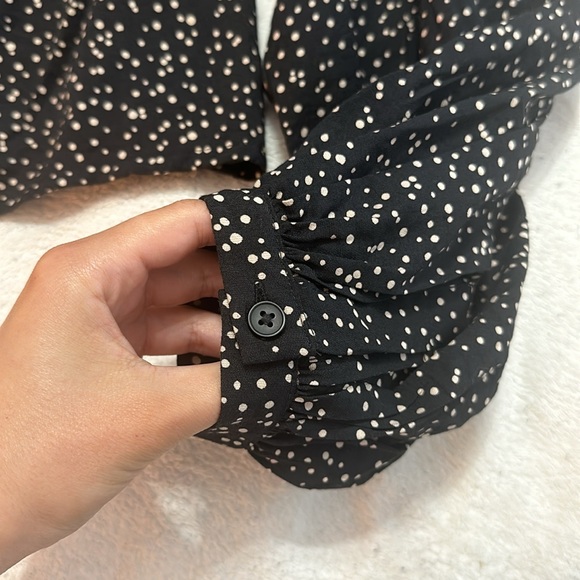 a new day - Off shoulder long sleeve blouse! - Picture 2 of 5